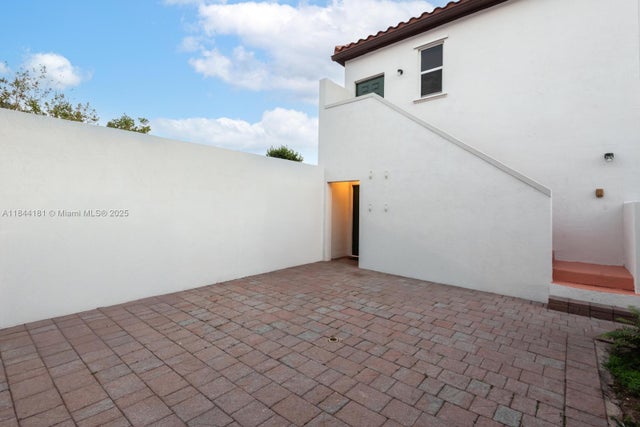 4 of 51 - 17146 Sw 93rd St, Miami, FL