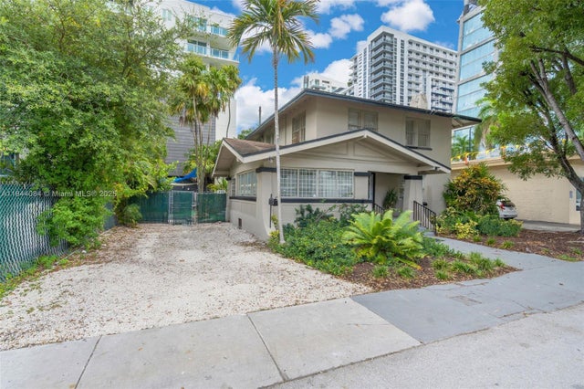 5 of 39 - 314 Ne 26th Ter, Miami, FL