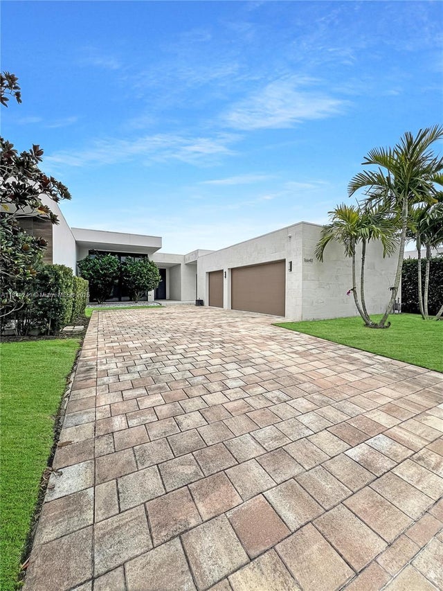 2 of 35 - 16640 Sunset Way, Weston, FL