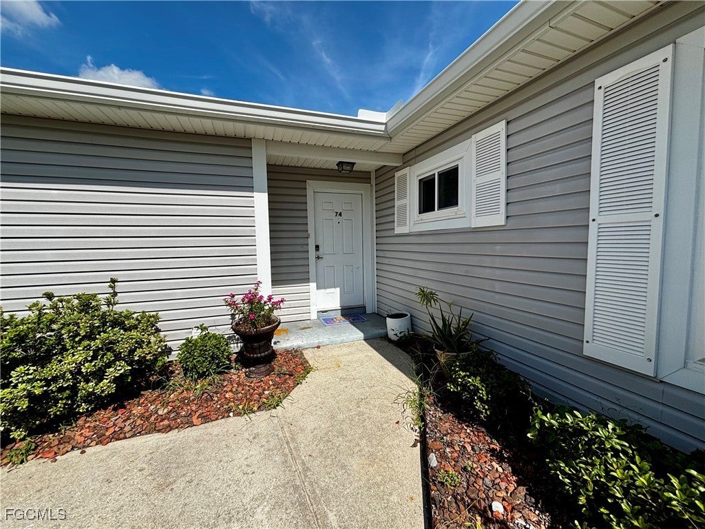 7008 Constitution Blvd 74, FORT MYERS