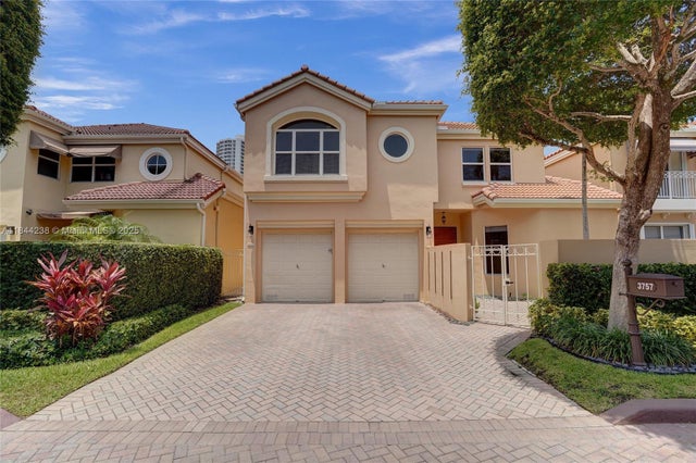 3 of 74 - 3757 Ne 208th Te, Aventura, FL
