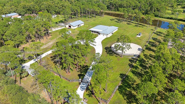 3 of 36 - 13006 Arrowwood Dr, Palm Beach Gardens, FL