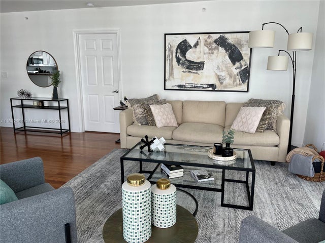 4 of 43 - 1155 Brickell Bay Dr 2802, Miami, FL