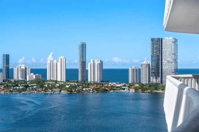 2 of 63 - 3000 Island Blvd 2902, Aventura, FL