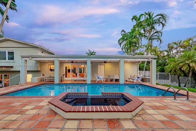 1 of 43 - 7475 Sw 134th St, Pinecrest, FL