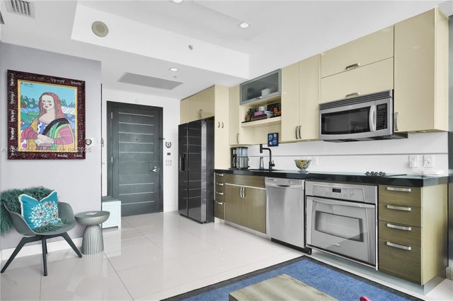 4 of 39 - 60 Sw 13 St 4411, Miami, FL