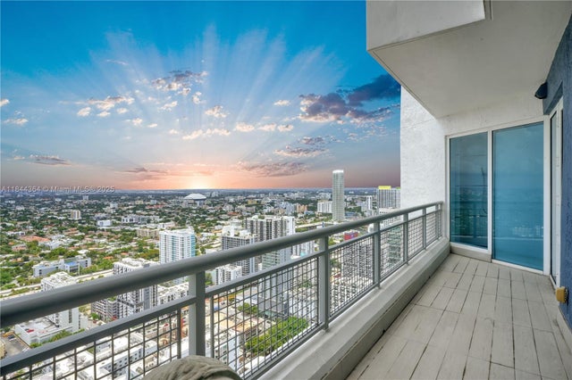 5 of 39 - 60 Sw 13 St 4411, Miami, FL