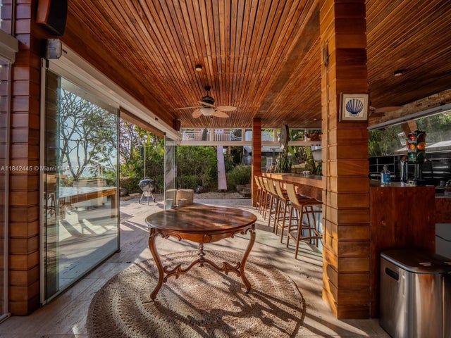 2 of 15 - 4450 Estrada Haroldo Soares Glavan, , 