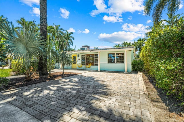 5 of 50 - 922 N 13th Ter, Hollywood, FL