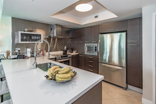 3 of 45 - 250 Sunny Isles Blvd 31203, Sunny Isles Beach, FL