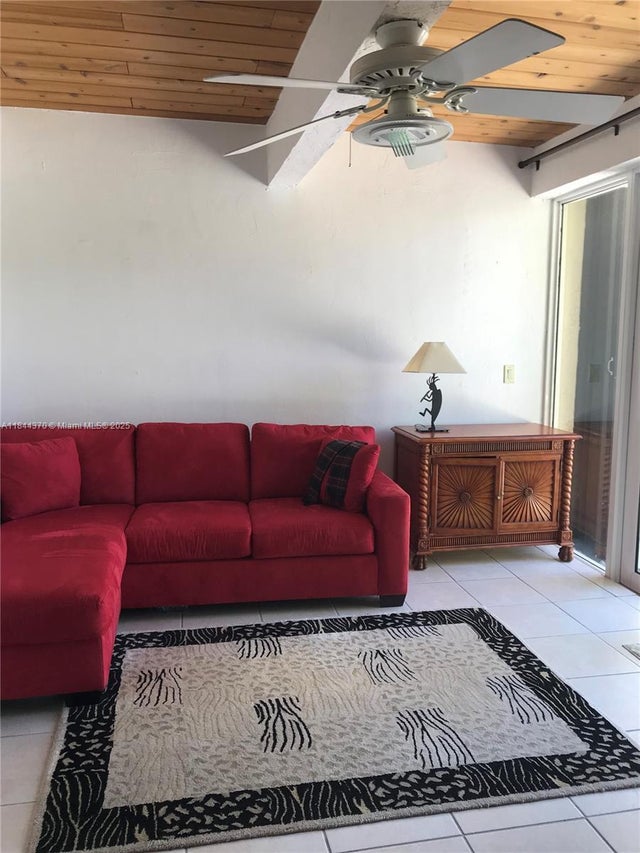 4 of 21 - 10483 Sw 78th St, Miami, FL