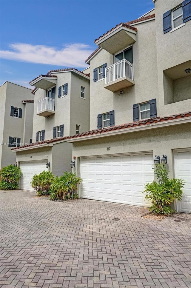 3 of 64 - 417 Se 13th St, Fort Lauderdale, FL