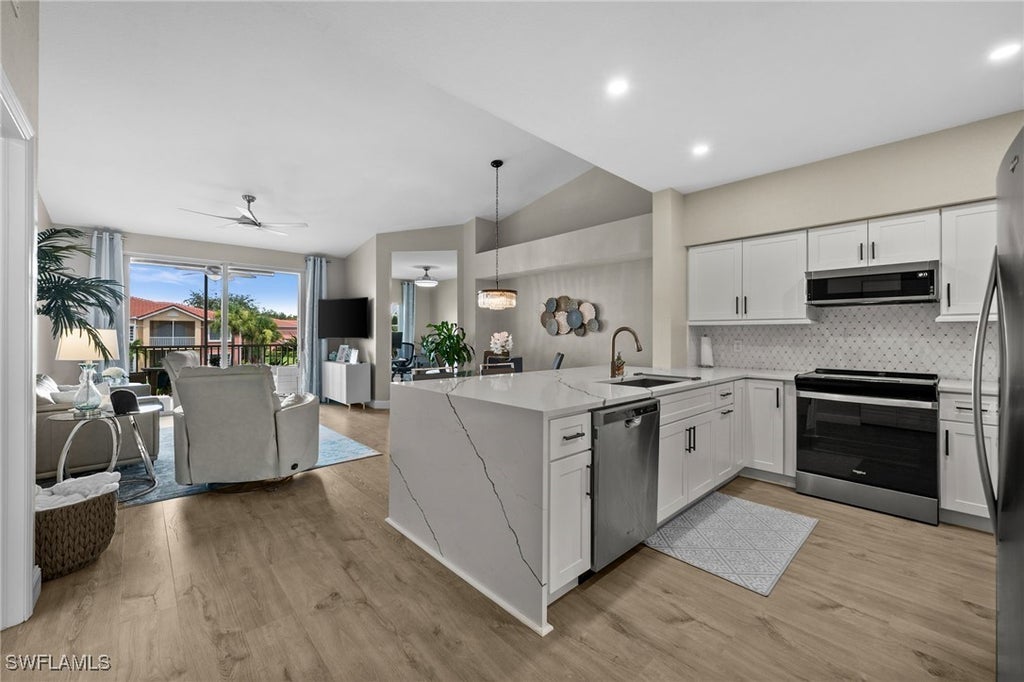 20261 Estero Gardens Cir 207, ESTERO