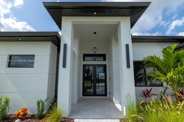 1714 Nw 20 Ter, Cape Coral