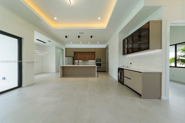 4 of 27 - 1714 Nw 20 Ter, Cape Coral, FL