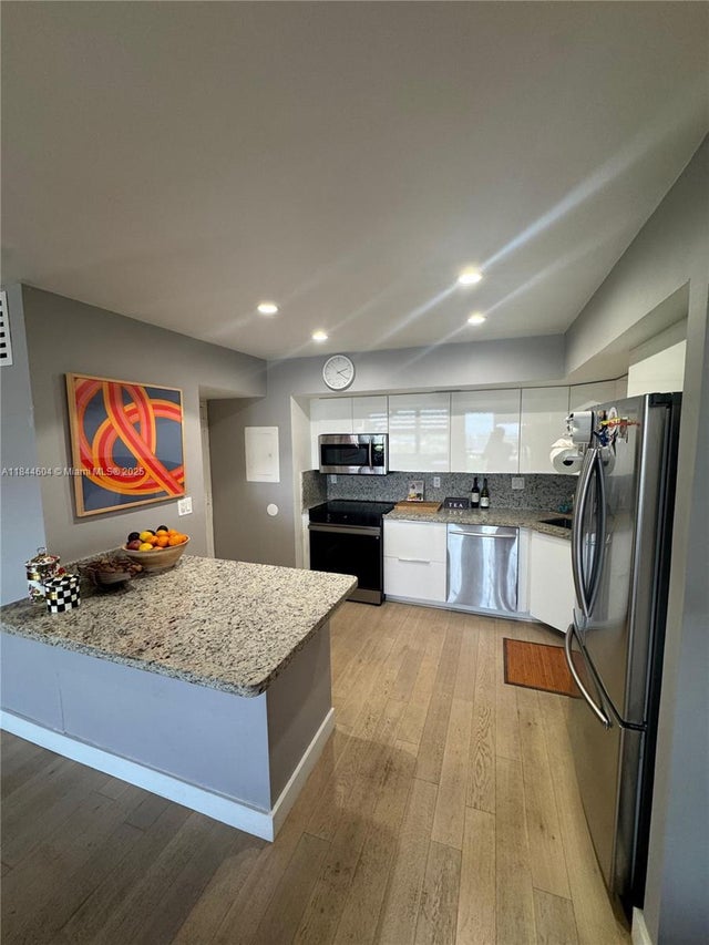 2 of 21 - 2150 Sans Souci Blvd B1611, North Miami, FL