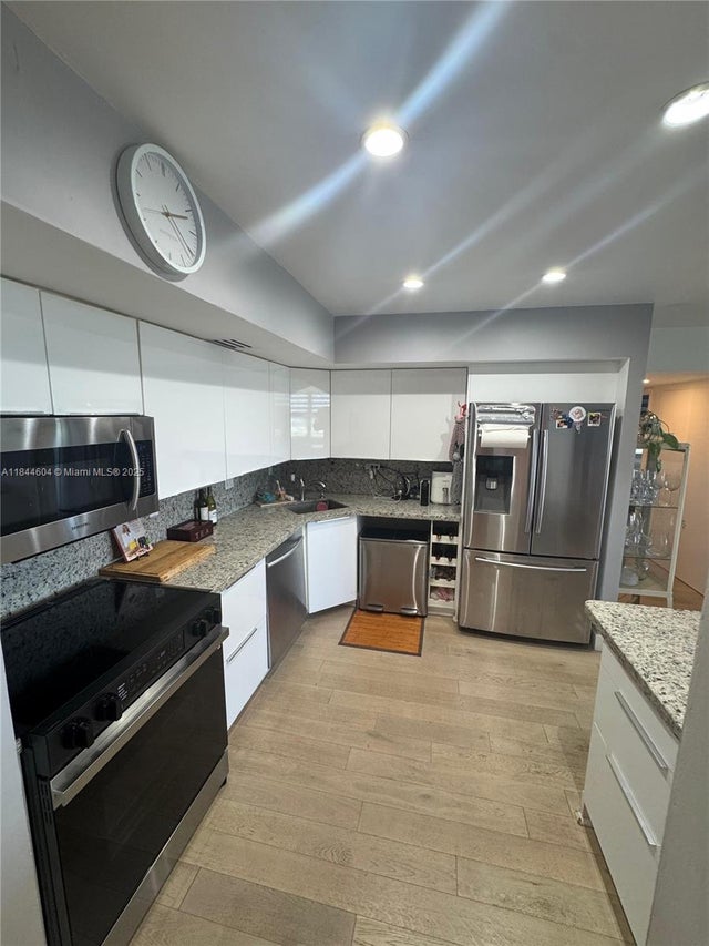 3 of 21 - 2150 Sans Souci Blvd B1611, North Miami, FL
