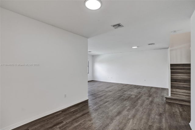 4 of 66 - 643 Ne 191st Ter, Miami, FL