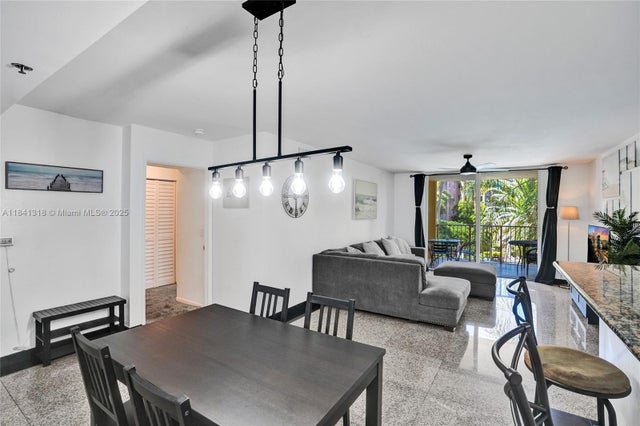 5 of 27 - 19701 E Country Club Dr 5306, Aventura, FL