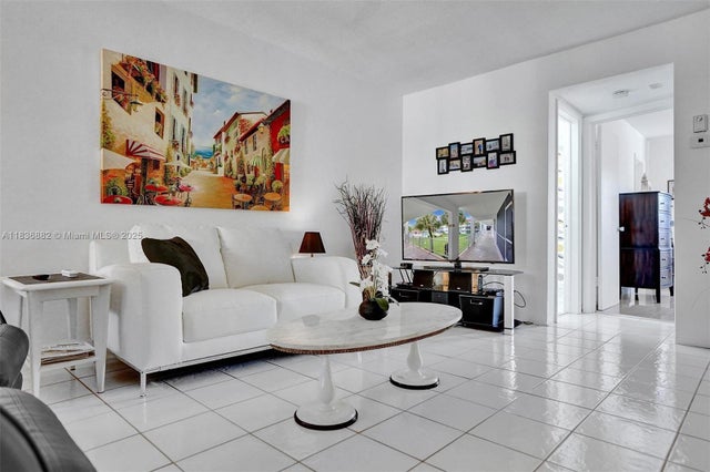 3 of 34 - 580 Egret Dr 215, Hallandale Beach, FL