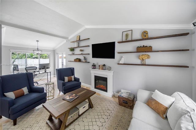 5 of 28 - 9536 Nw 9th Ct, Plantation, FL