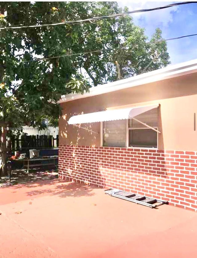 5 of 35 - 6771 Freedom St, Hollywood, FL