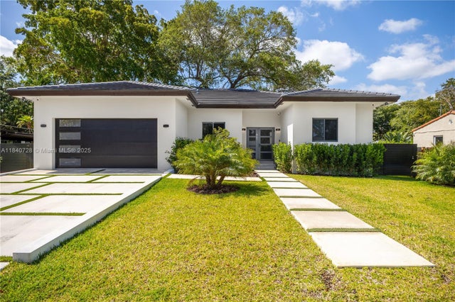 1 of 47 - 1030 Ne 121st St, Biscayne Park, FL