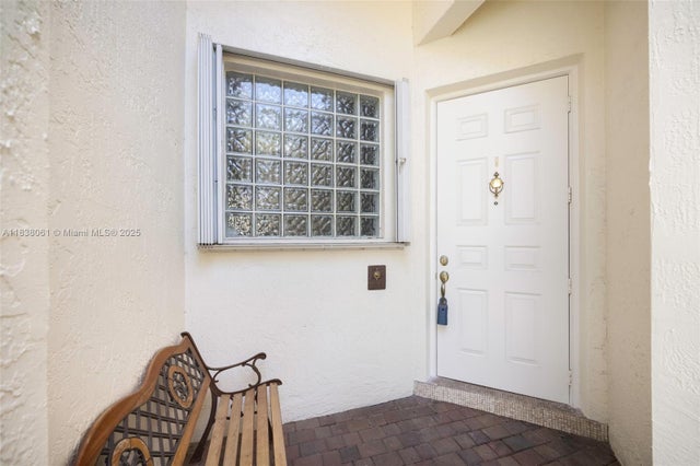 4 of 42 - 1571 Breakwater Ter, Hollywood, FL