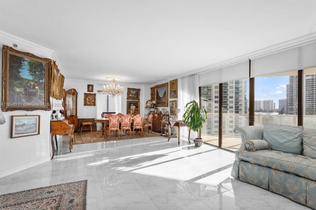 4 of 32 - 19500 Turnberry Way 9d, Aventura, FL