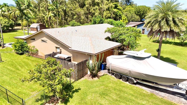3 of 47 - 9841 Nw 35th St, Cooper City, FL