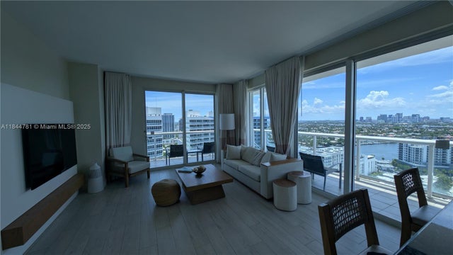 2 of 32 - 505 N Fort Lauderdale Beach Blvd 2501, Fort Lauderdale, FL