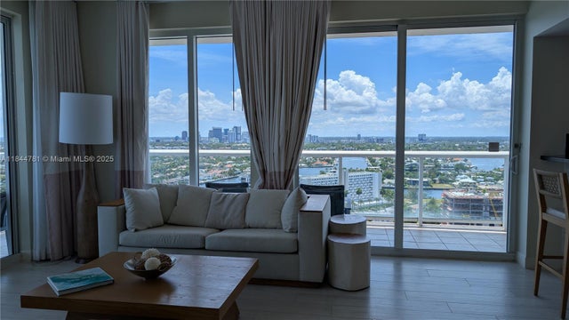 3 of 32 - 505 N Fort Lauderdale Beach Blvd 2501, Fort Lauderdale, FL