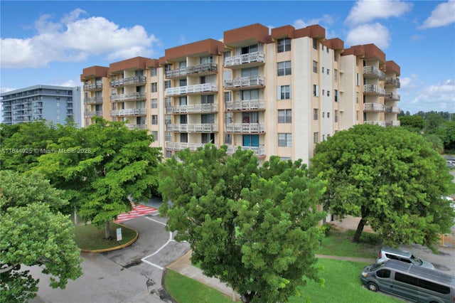 2 of 20 - 15600 Nw 7th Ave 701, Miami, FL