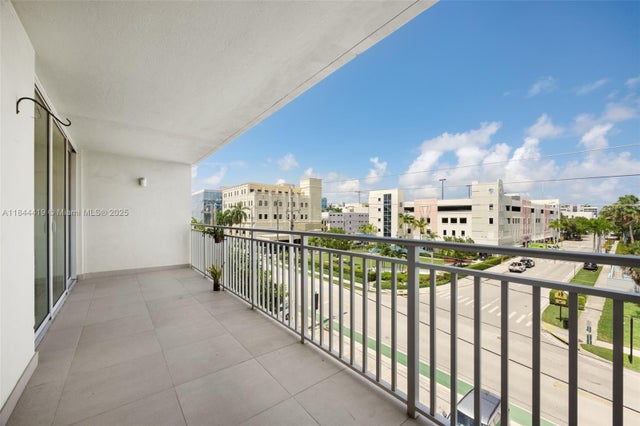 4 of 25 - 9500 W Bay Harbor Dr 4f, Bay Harbor Islands, FL