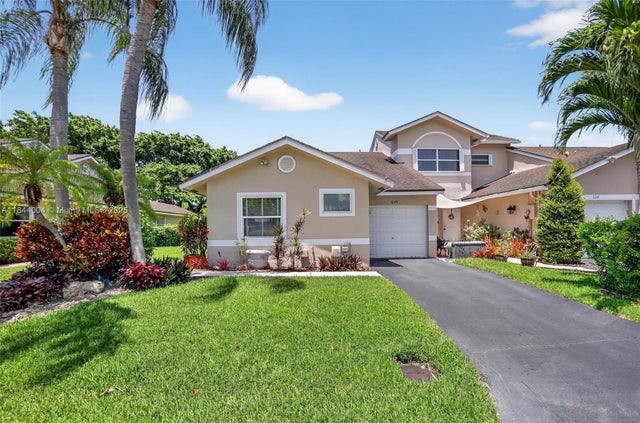 1245 Nw 52nd Way, Deerfield Beach