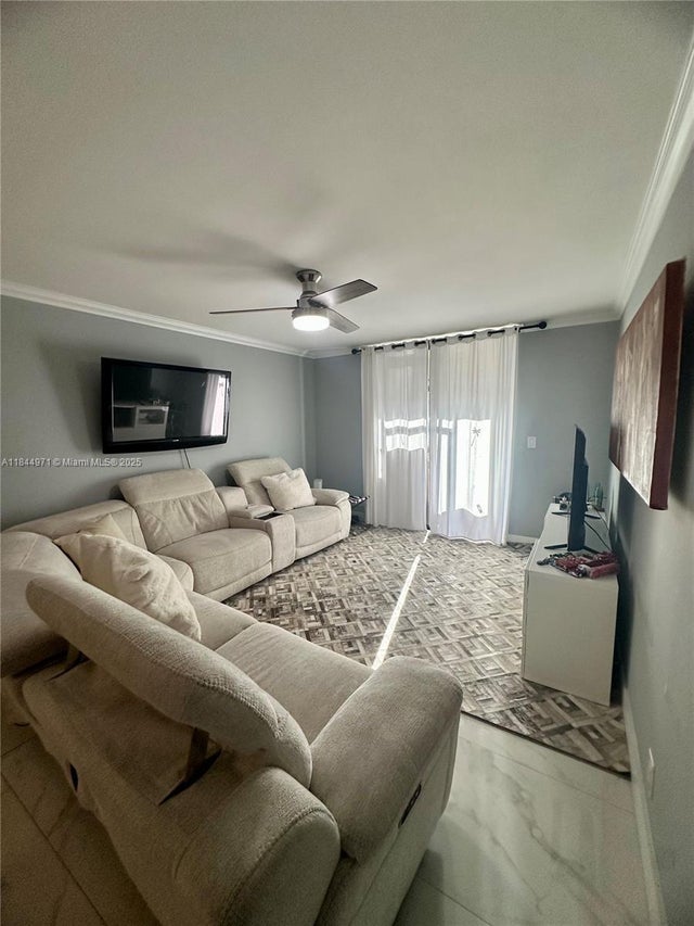 4 of 30 - 737 Se 1st Way 110, Deerfield Beach, FL