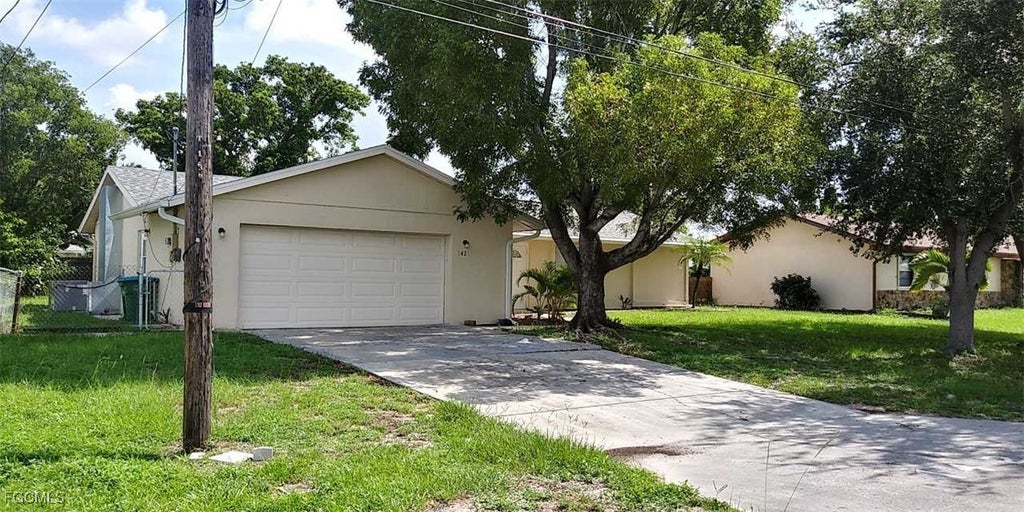 1421 Se 14th Ter, Cape Coral
