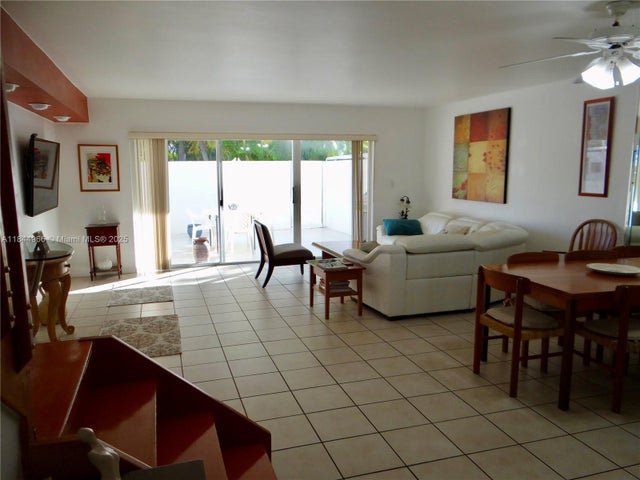 5 of 67 - 3500 Magellan Cir 714, Aventura, FL