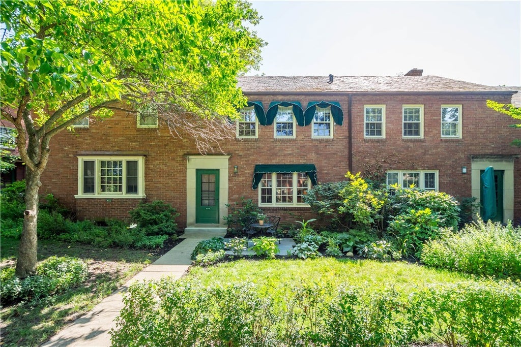 454 Sulgrave Road, Mt Washington