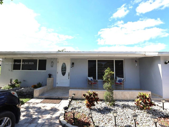 2 of 45 - 9170 Nw 24th Pl, Sunrise, FL