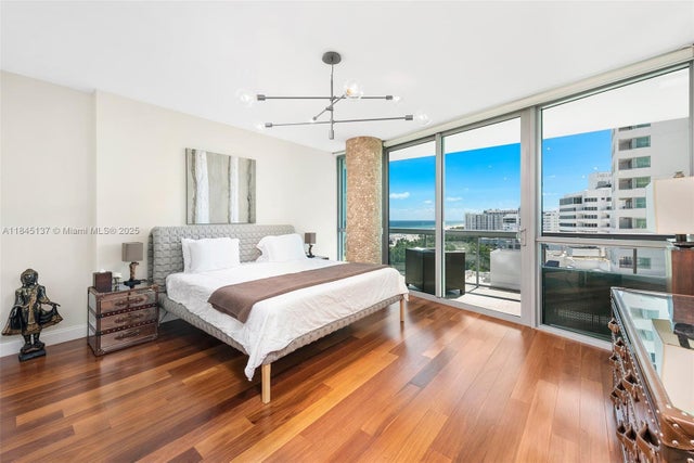 4 of 9 - 101 20th St 1706, Miami Beach, FL