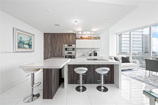 4 of 43 - 851 Ne 1st Ave 1410, Miami, FL