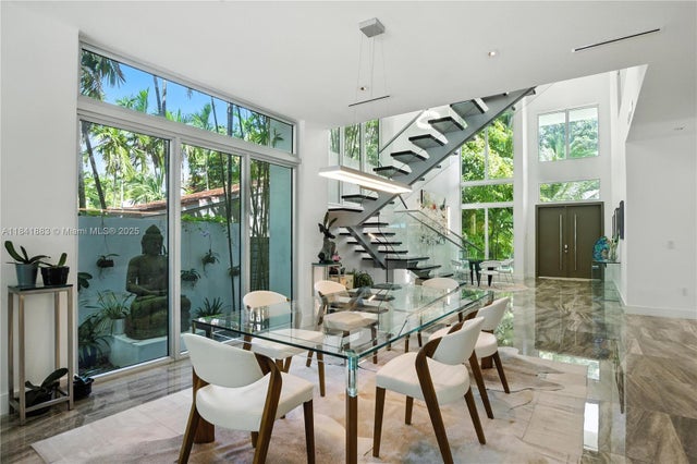 3 of 50 - 4048 Malaga Ave, Miami, FL