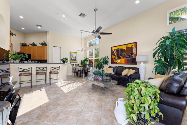 4 of 31 - 11425 Nw 75th Mnr, Parkland, FL
