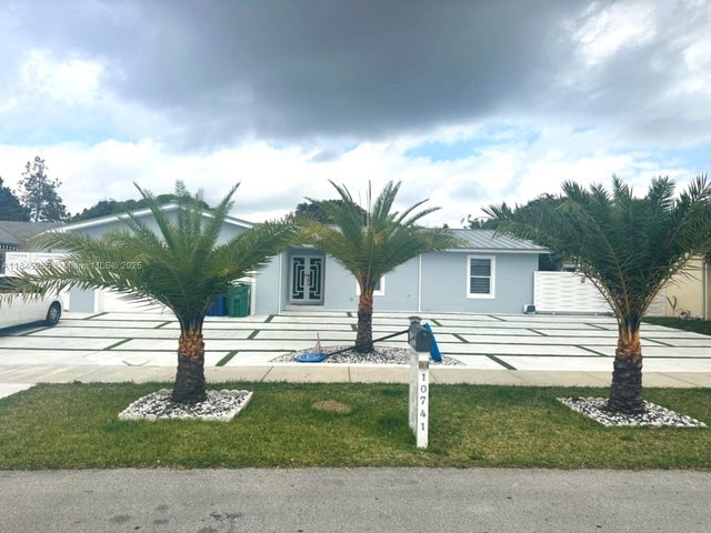 2 of 22 - 10741 Sw 172nd St, Miami, FL