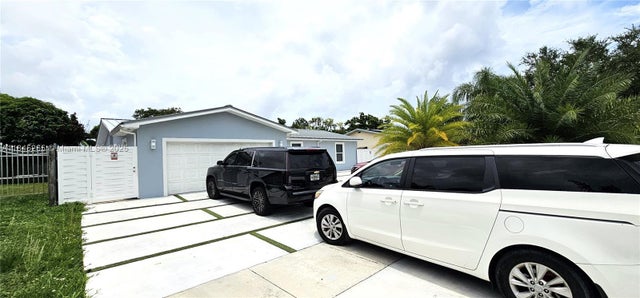 3 of 22 - 10741 Sw 172nd St, Miami, FL