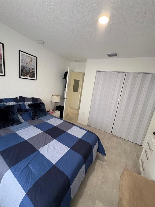 2 of 21 - 2475 Nw 55th St, Miami, FL