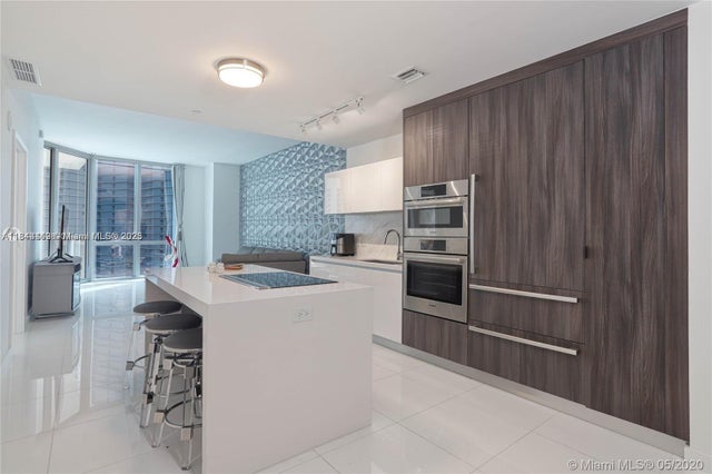 3 of 29 - 851 Ne 1st Ave 3205, Miami, FL
