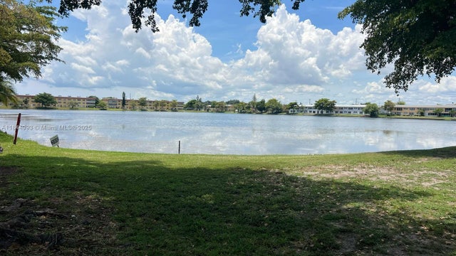 2 of 17 - 19080 Ne 3rd Ct 307, Miami, FL