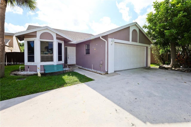 2 of 43 - 23330 Sedawie Dr, Boca Raton, FL